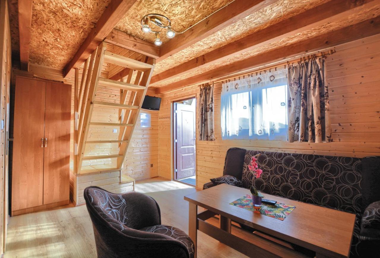 Czarny Kot Chalets Solina Kültér fotó